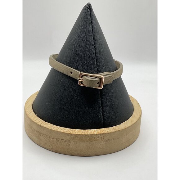 Dream Engraved Beige Adjustable Bracelet With Gold-Tone Hardware - Picture 2 of 3